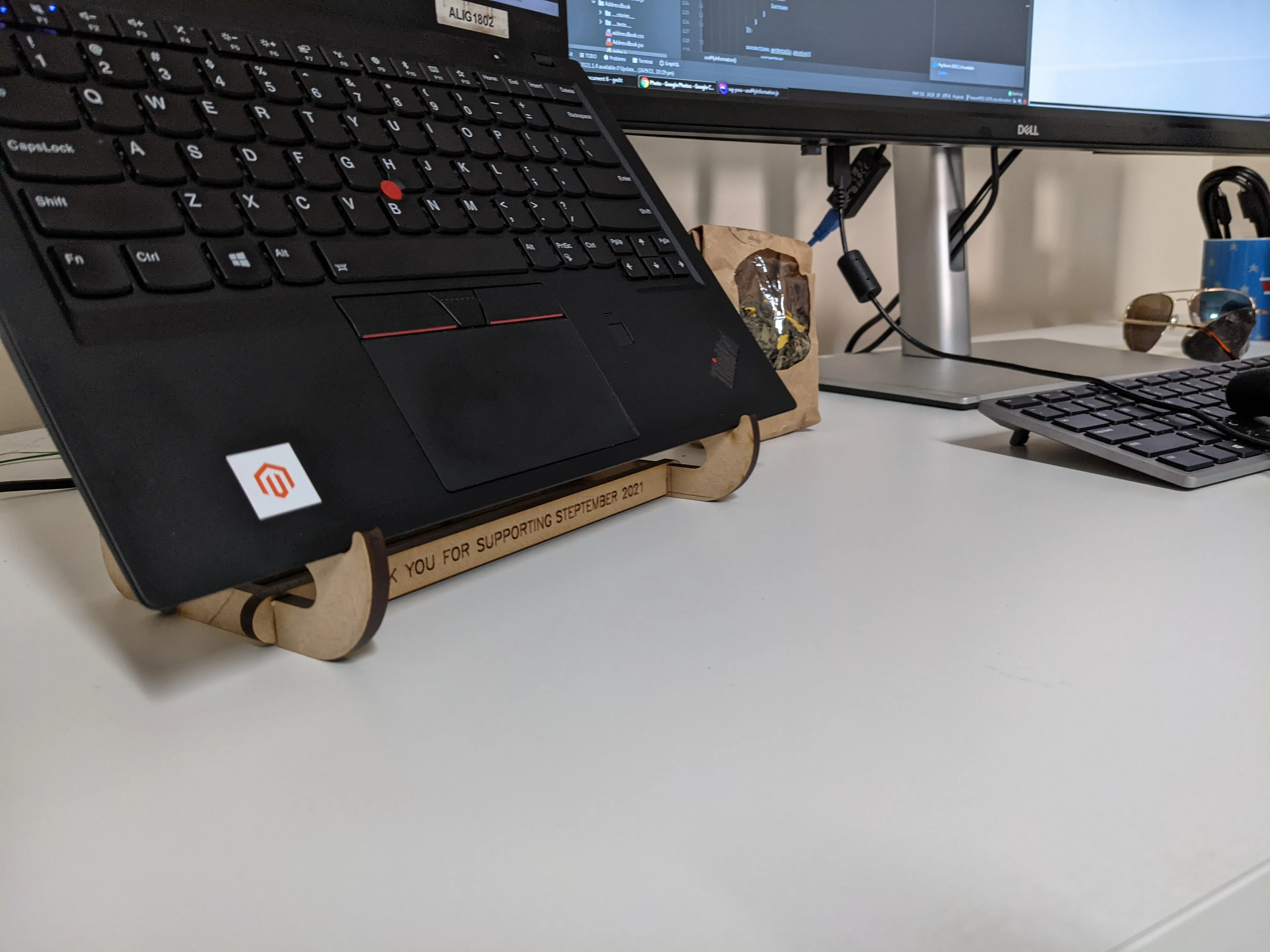 Keeps the screen aligned with the main display while taking less desk space